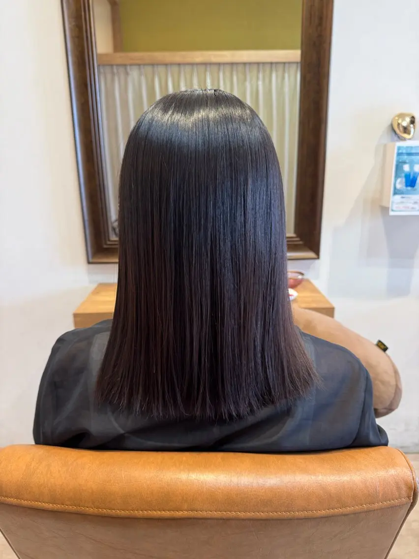 ミディアム 縮毛矯正 フカモト カエデのヘアスタイル