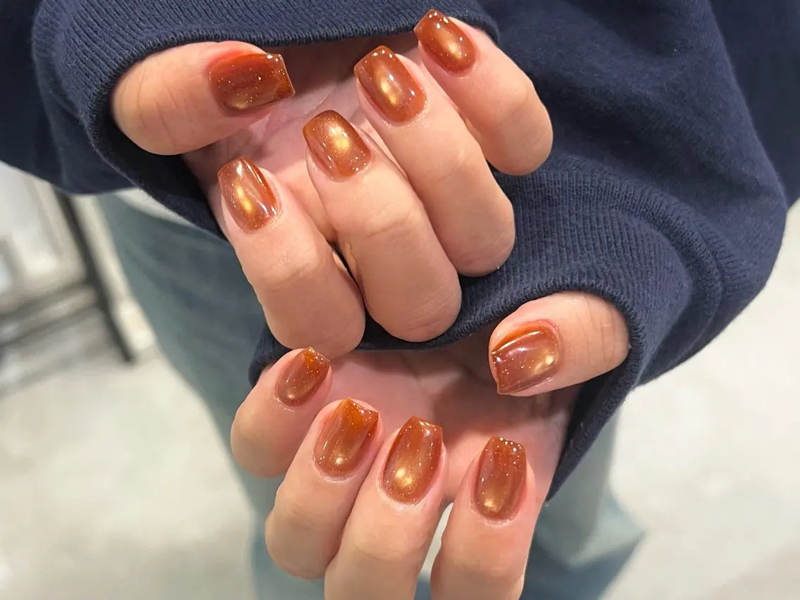 ネイル ジェルネイル キラキラネイル マグネットネイル ニュアンスネイル オフィスネイル ハンドネイル A iのネイルデザイン
