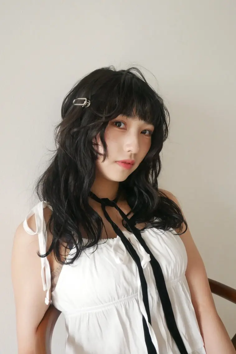 ロング カラー H I ＮＡのヘアスタイル