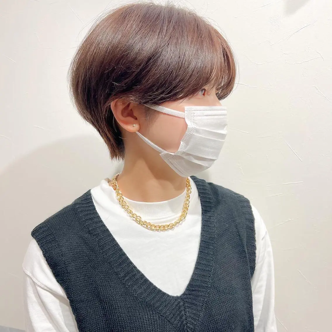 ショート コテ巻き風パーマ /志村大成のヘアスタイル