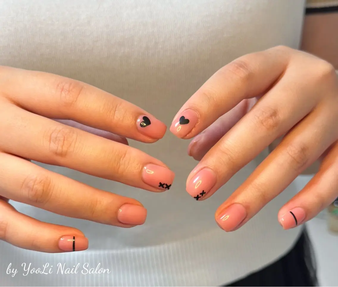 ネイル アートネイル オーロラネイル チークネイル フレンチネイル ガラスフレンチ ハンドネイル 🎀🎀YooLi Nail Salonのネイルデザイン