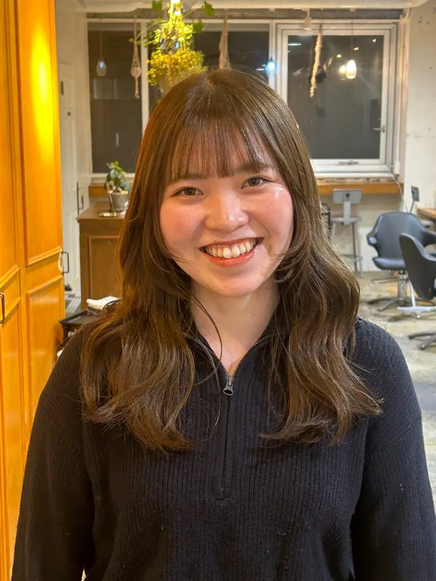セミロング カラー カット ヘアカラー ナチュラル大人っぽい スタイル　MAORIのヘアスタイル
