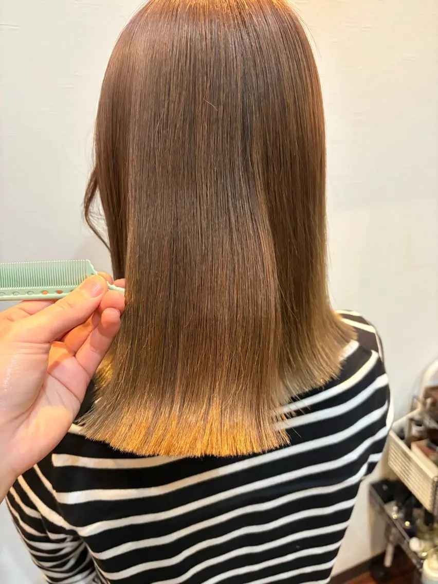 ミディアム カラー トリートメント トリートメント HairDesign Azurのヘアスタイル