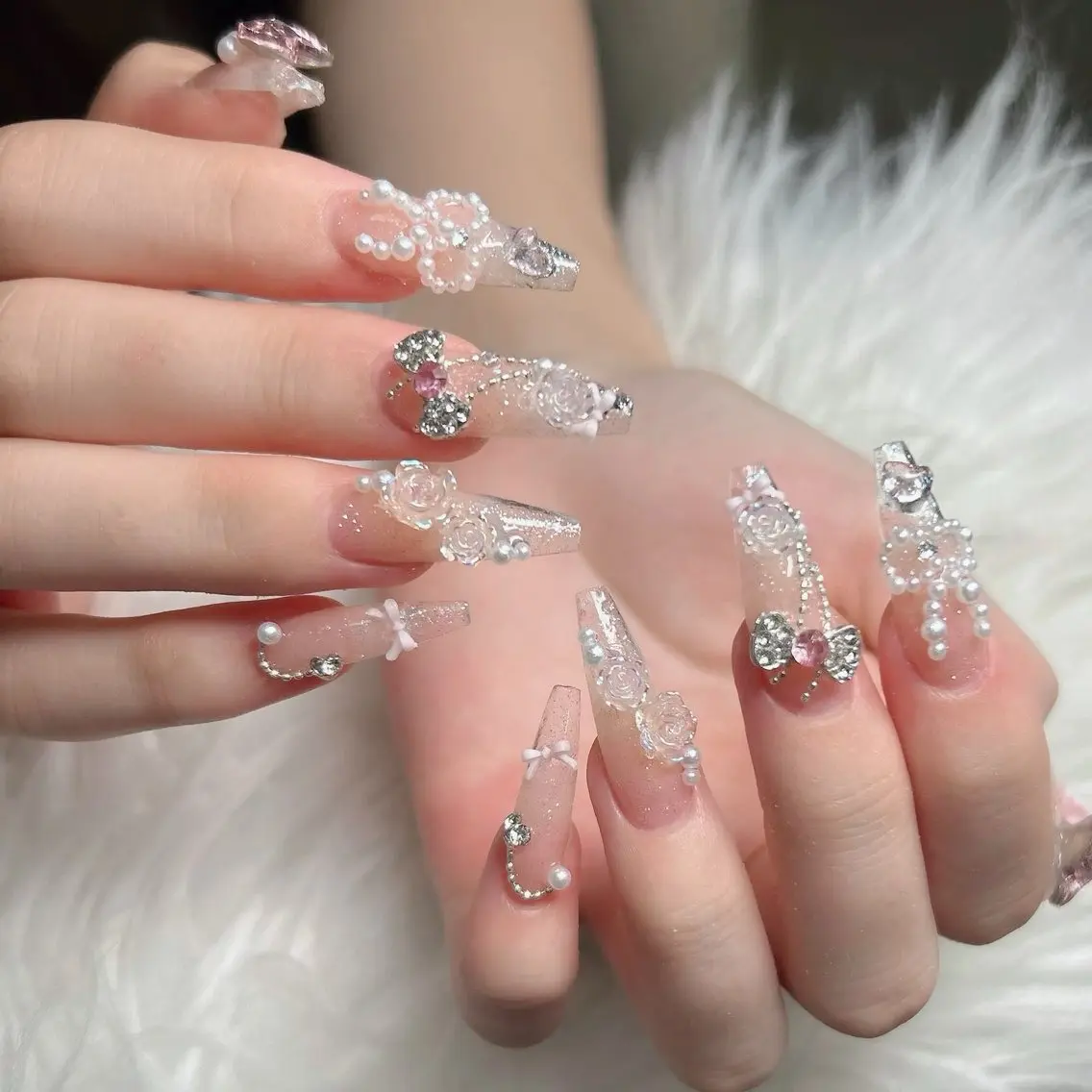 ネイル フットネイル フレンチネイル グラデーション 韓国ネイル ロングネイル ハンドネイル Hot Nail Salonのネイルデザイン