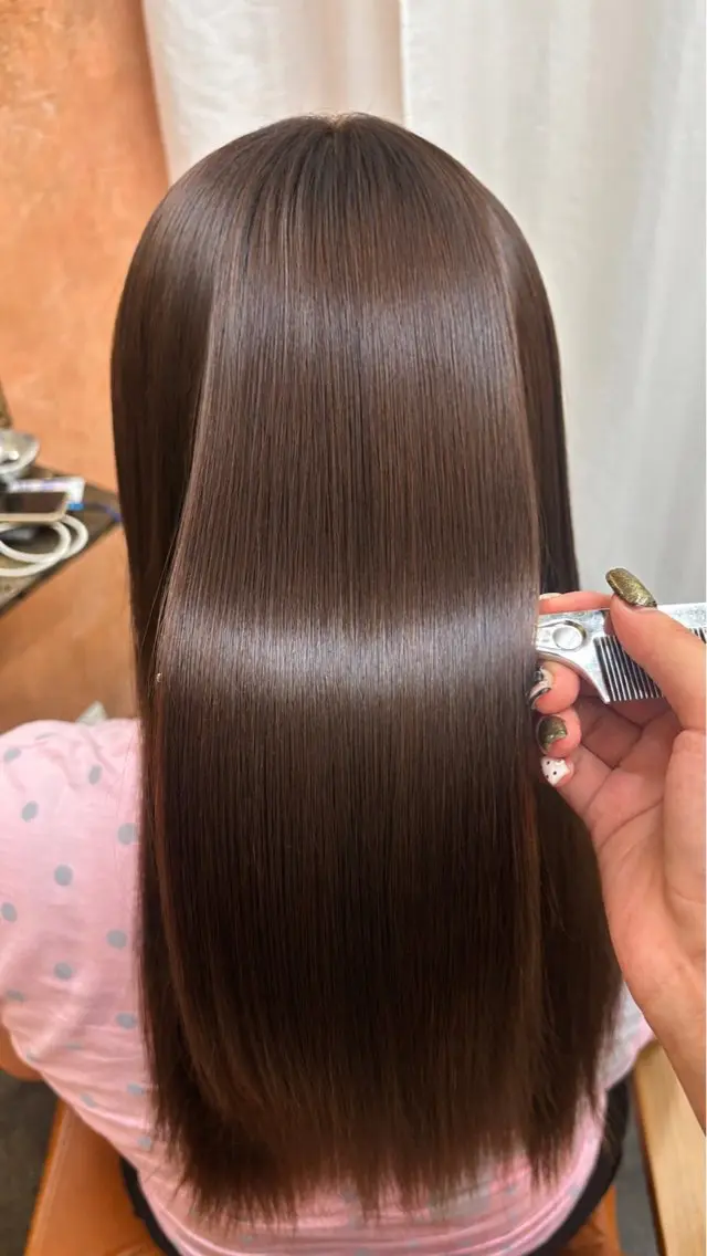 縮毛矯正 大本 涼風のヘアスタイル