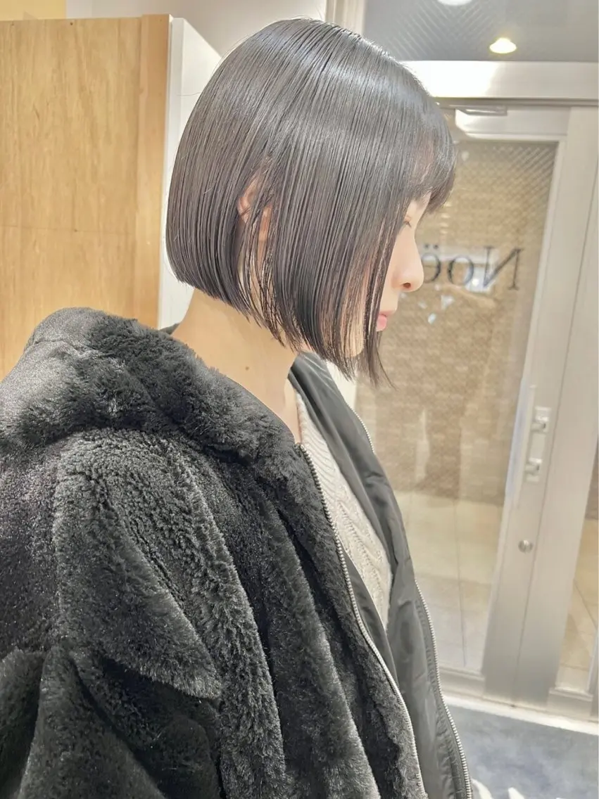 ミディアム カット 縮毛矯正 トリートメント 福井 茉菜美のヘアスタイル