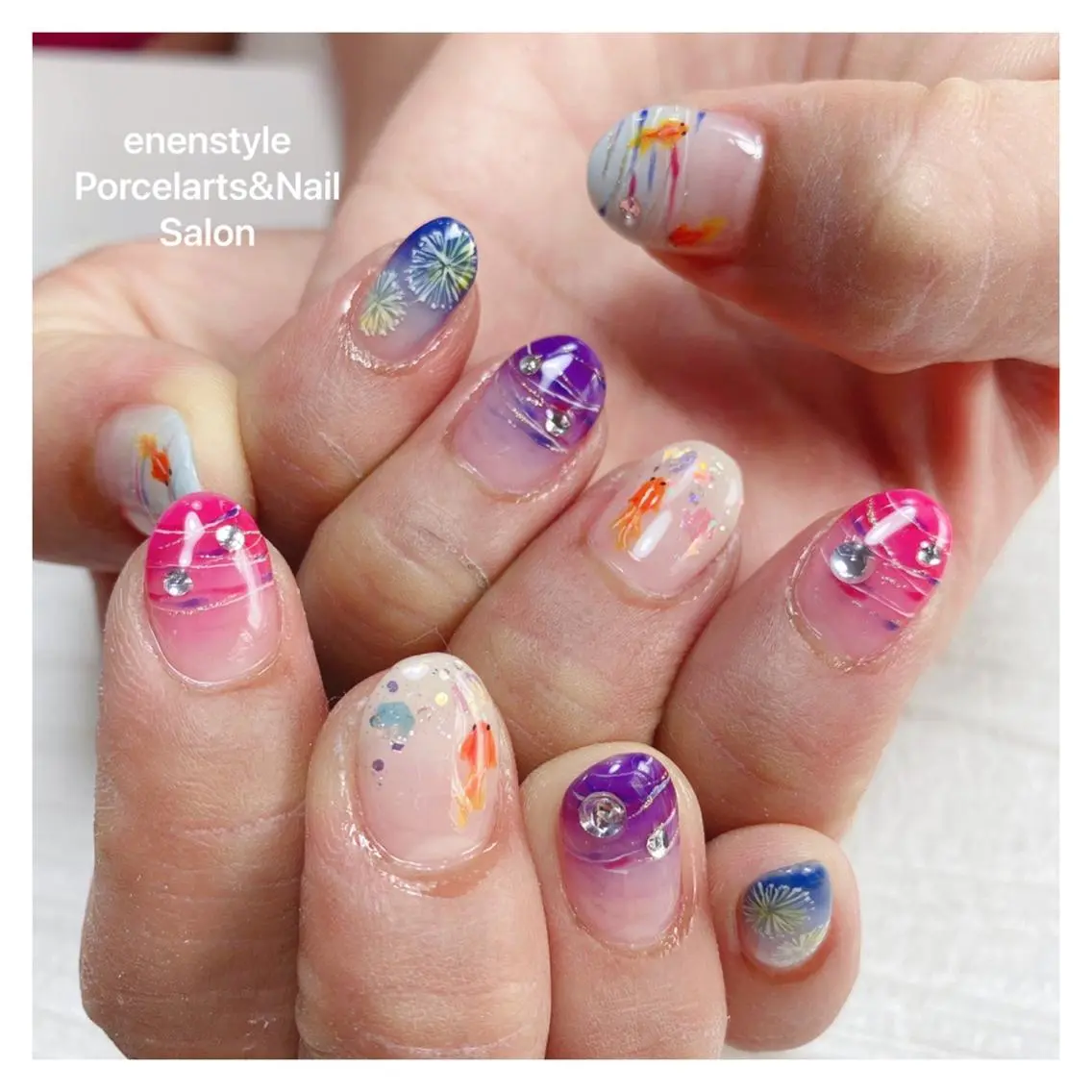 ミディアム ネイル 🐾enen style 🐾のネイルデザイン