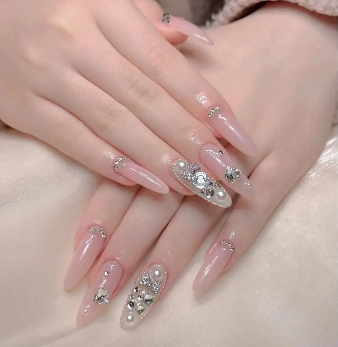 ネイル ハンドネイル ハンドケア 🍑 momo_nailのネイルデザイン