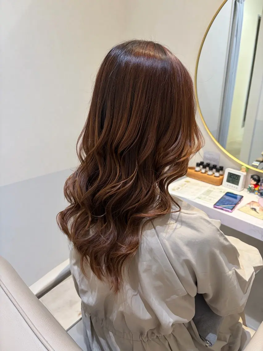 ロング ロングレイヤー ヨシンモリ レイヤーカット ロング カット トリートメント ハッシュカット・ 透明感カラー🌷薫のヘアスタイル