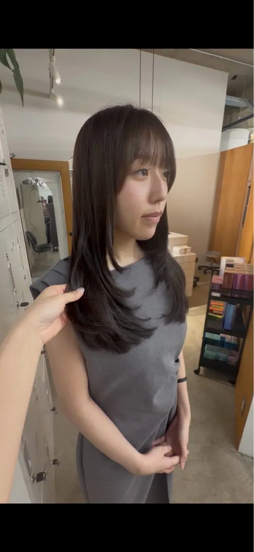 ロング 顔周りカット レイヤーカット カット かすみ/名駅徒歩5分 /カットモデルのヘアスタイル
