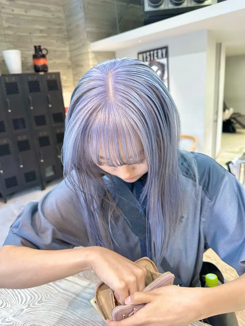 セミロング カラー ヘアカラー トリートメント kai .のヘアスタイル