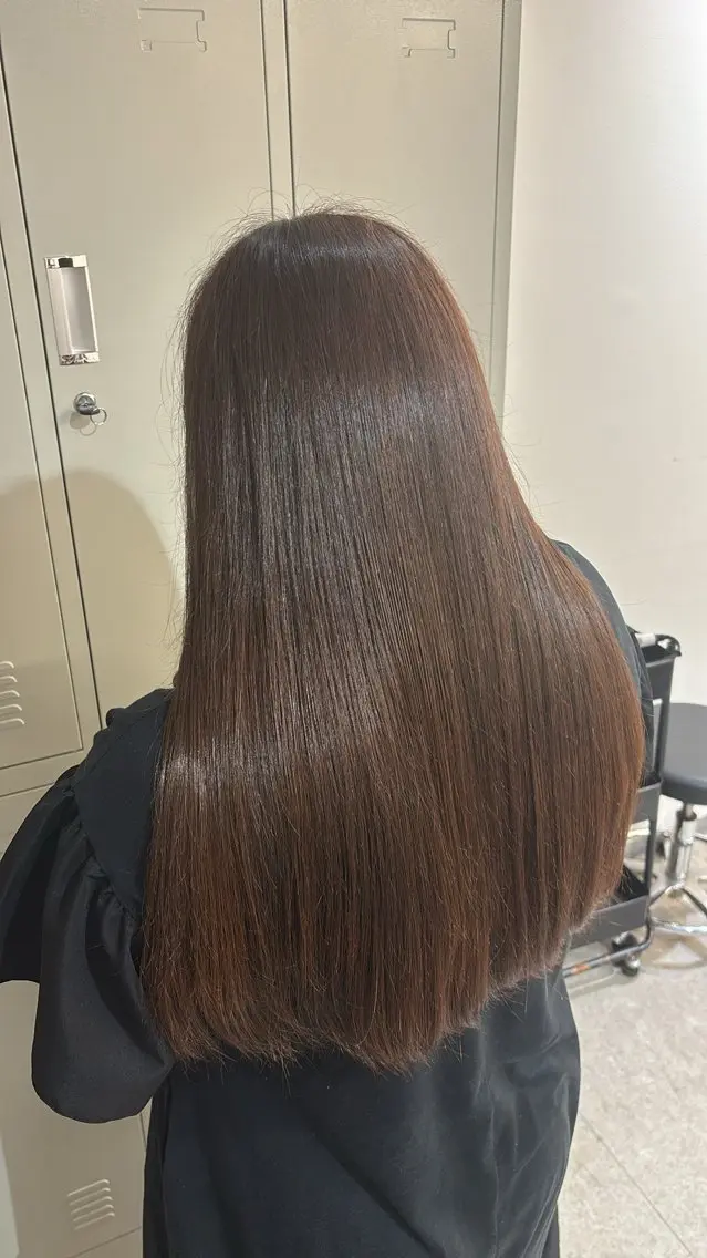 ロング ヘアカラー トリートメント 🩰透明感カラー /韓国風暗髪カラーのヘアスタイル