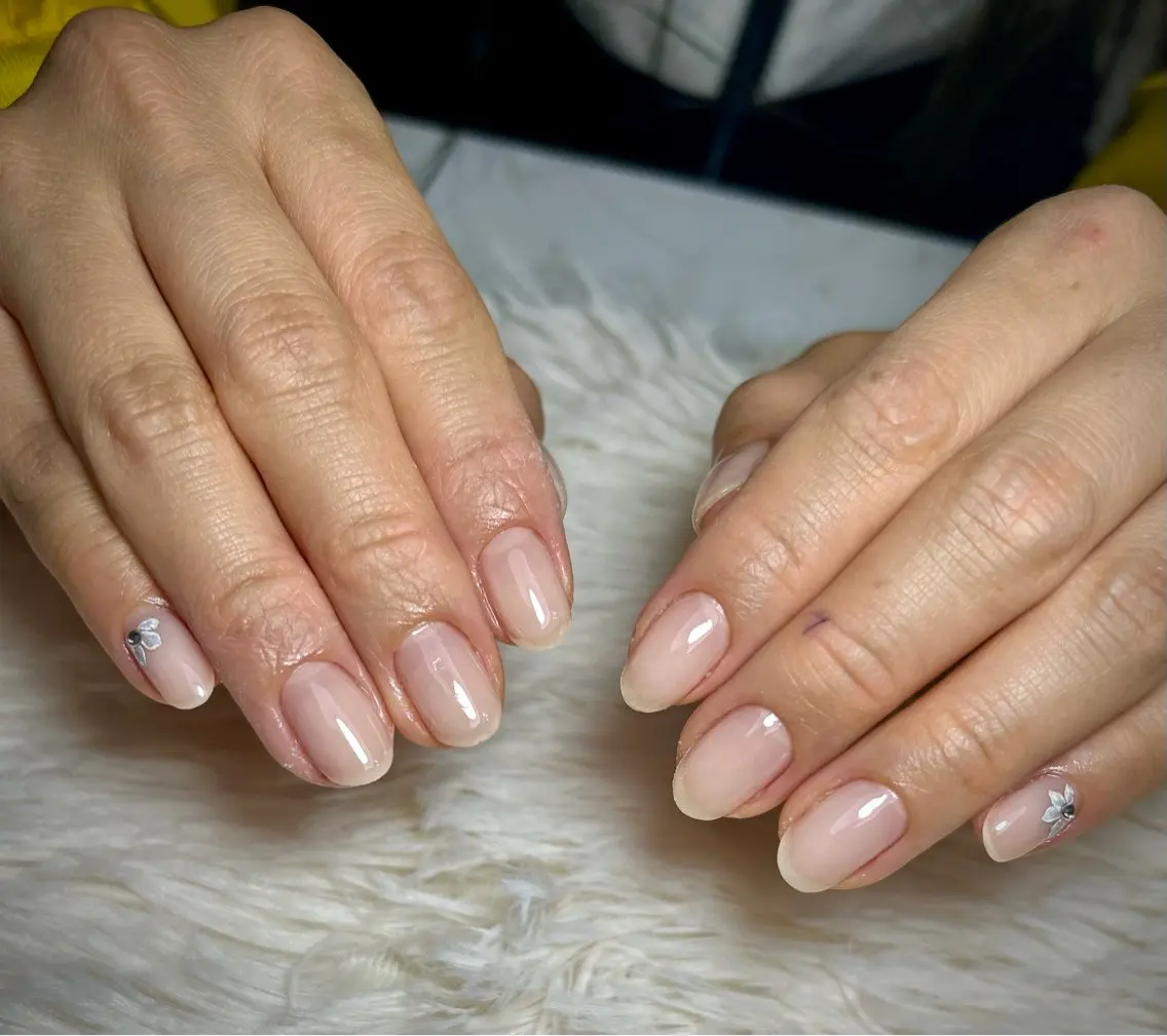 ネイル ハンドネイル フットネイル Nailsalon Latteのネイルデザイン