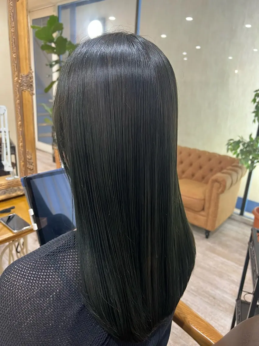 ロング カラー オリーブグレー 髪質改善 新越谷noble店長 松本拓也▶◀*.のヘアスタイル