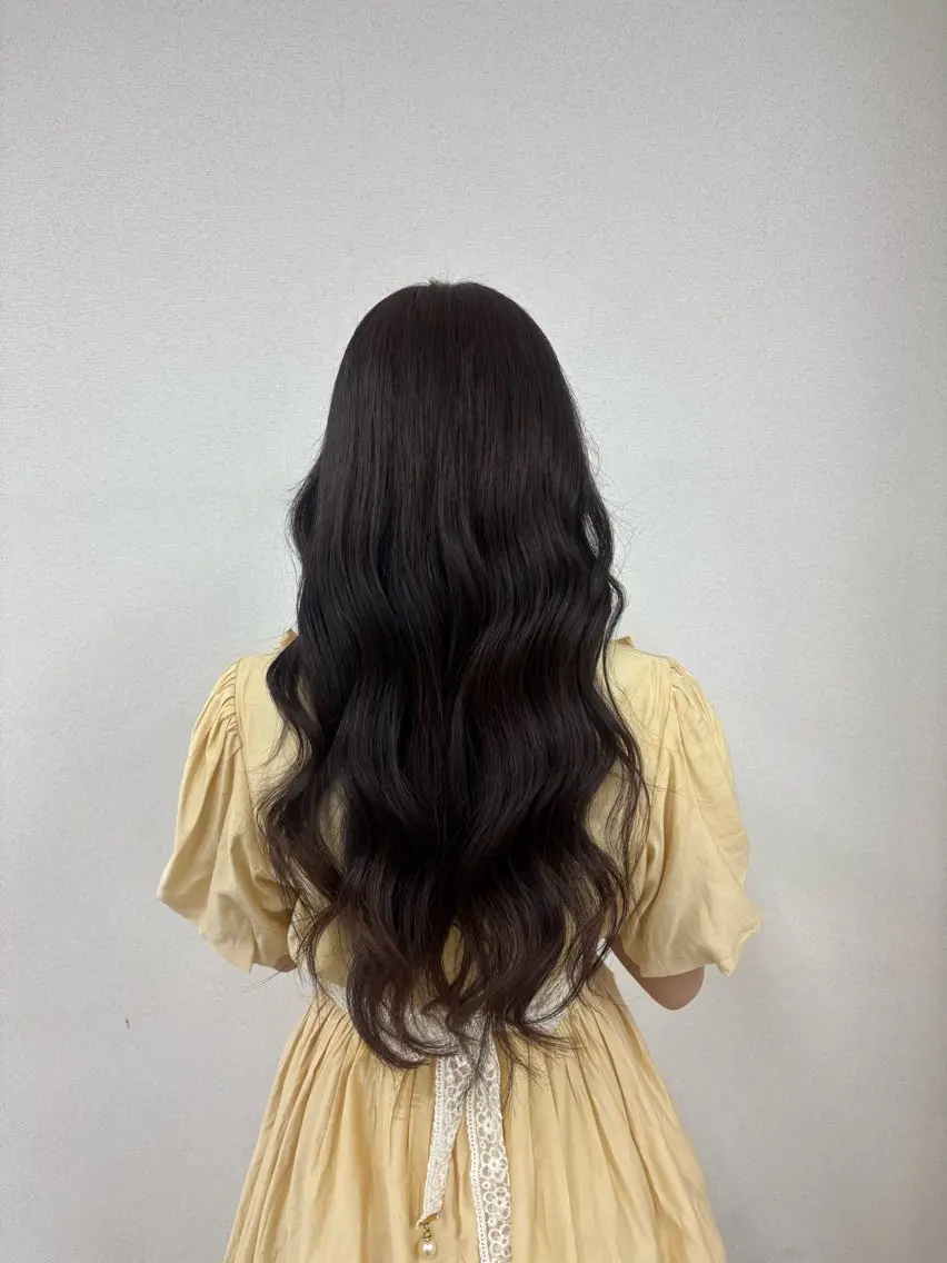 ロング カラー ヘアカラー トリートメント 西山 琴音のヘアスタイル