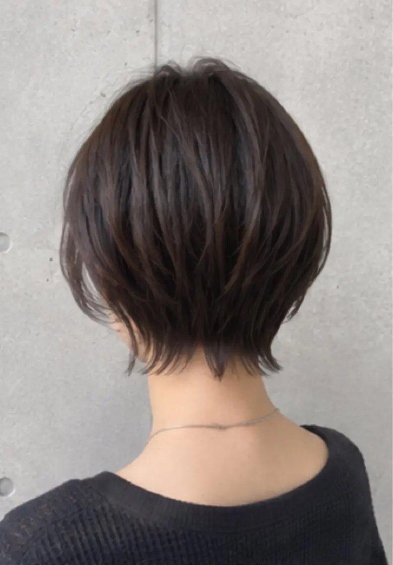 ショート 鵜野 惠帆のヘアスタイル