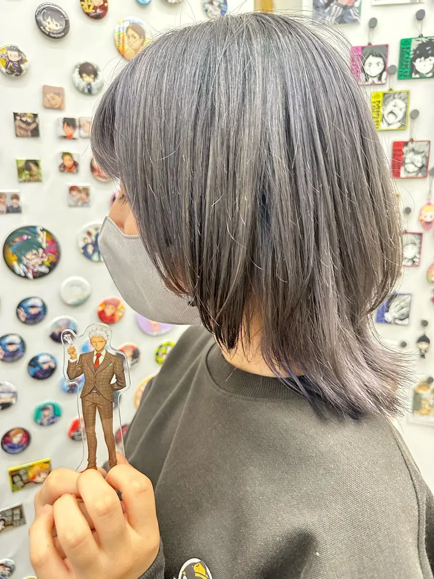 ショート カラー シルバー ホワイトシルバー ウルフカット あらげ 🌈推しカラー🌈ᵕのヘアスタイル