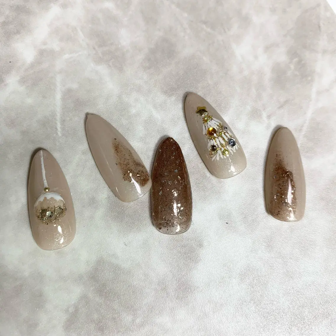 ネイル salon Hush Hushのネイルデザイン