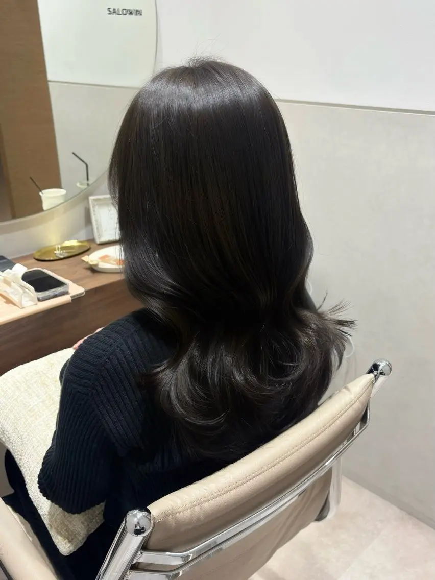 セミロング カラー カット ヘアカラー トリートメント 艶カラー／ 髪質改善／arisaのヘアスタイル