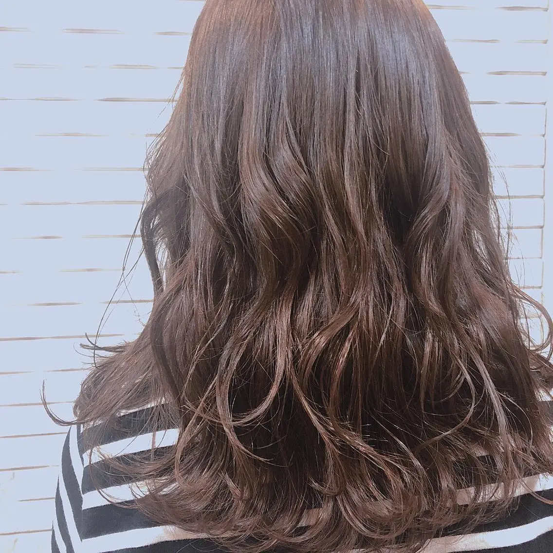 セミロング カラー 伊藤 さやかのヘアスタイル
