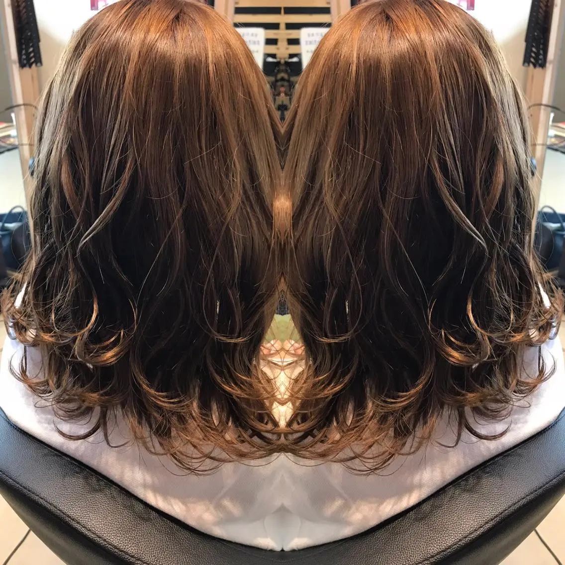 ミディアム カラー アッシュ ブリーチ ヘアカラー 大久保 隆蔵のヘアスタイル
