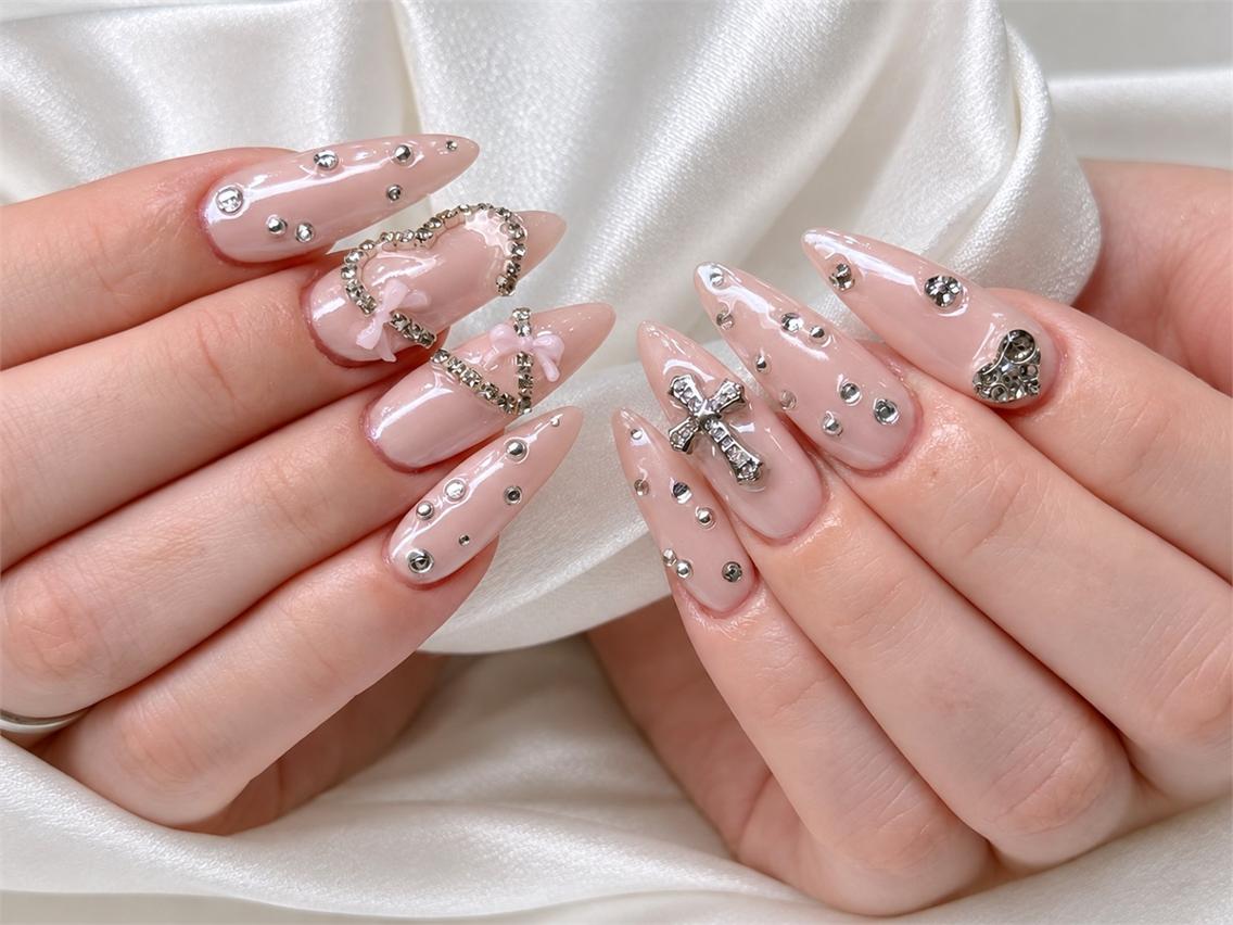 ネイル ロングネイル ピンク NAILS 168 大塚のネイルデザイン
