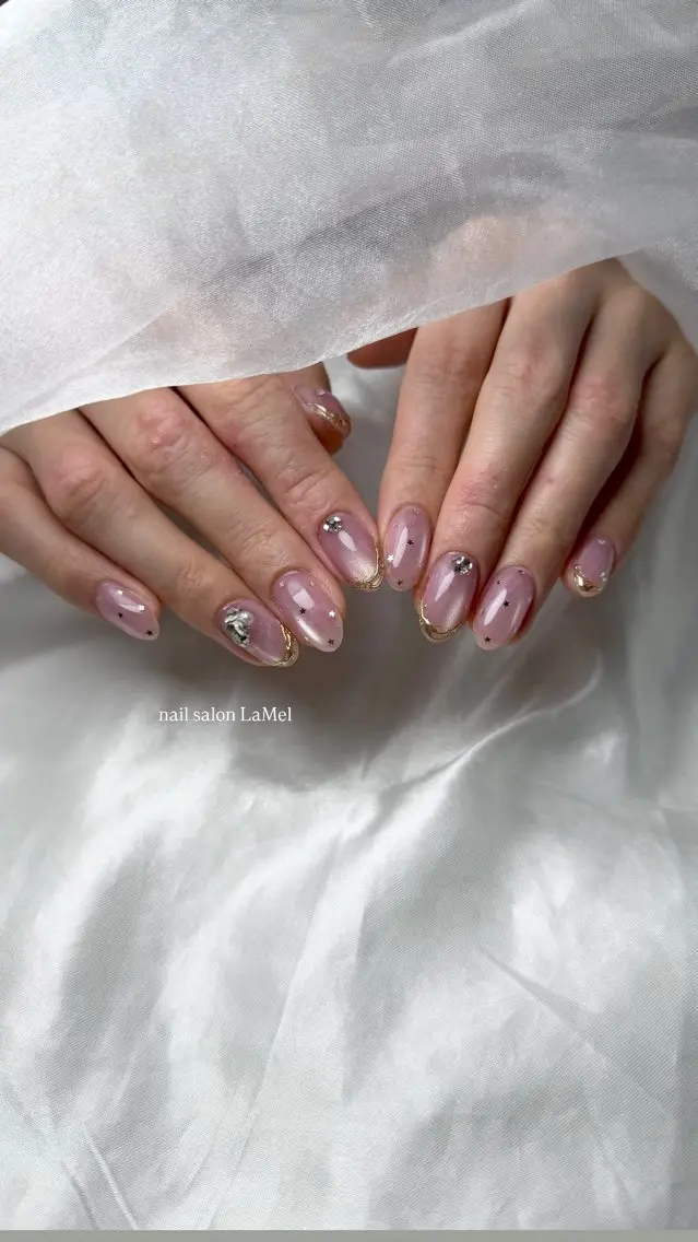 ネイル フレンチネイル ゴールド ホログラムネイル オフィスネイル ピンク ハンドネイル 【nailsalon LaMeL】岡崎のネイルデザイン