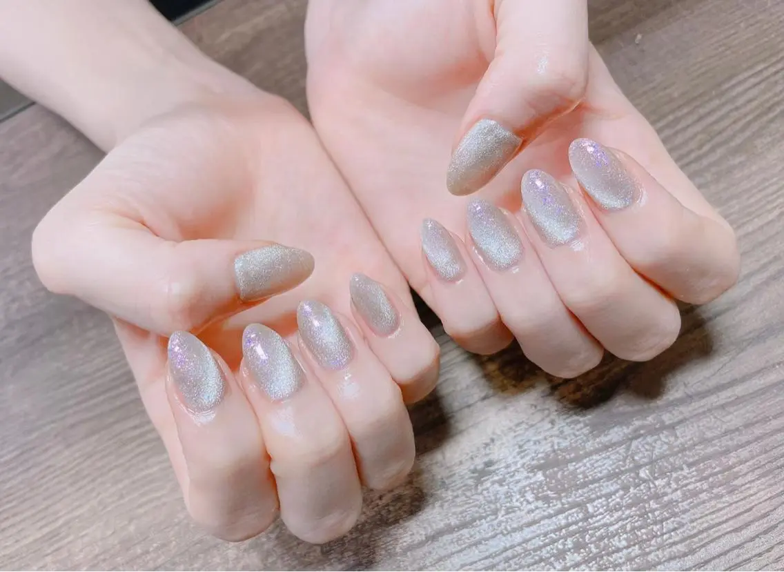 今だけ🍑《hand/オフケア無料》マグネットネイル🧲スターギャラクシー✨✨SNSで話題🌈の写真
