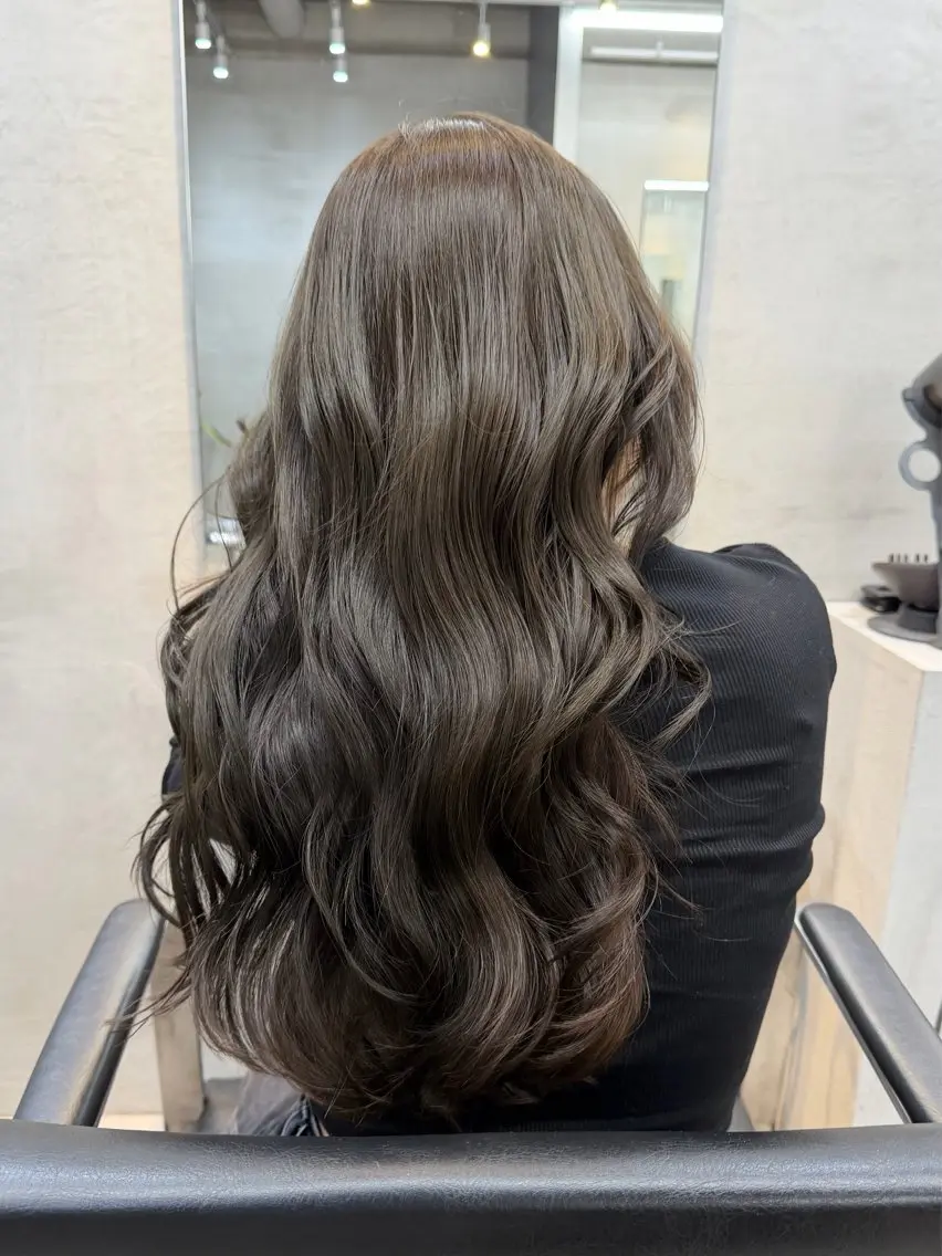 ロング カラー カット ヘアカラー トリートメント いとう まいこのヘアスタイル