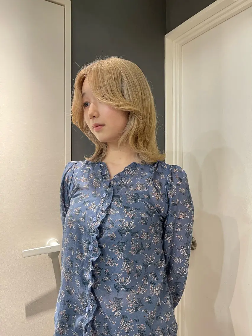 ミディアム カラー ヘアカラー 平井 よし乃のヘアスタイル