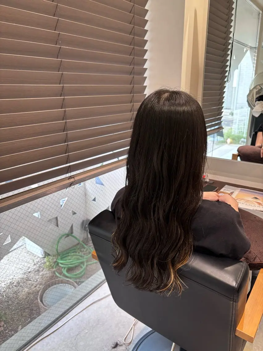 ロング 真鍋 月音のヘアスタイル
