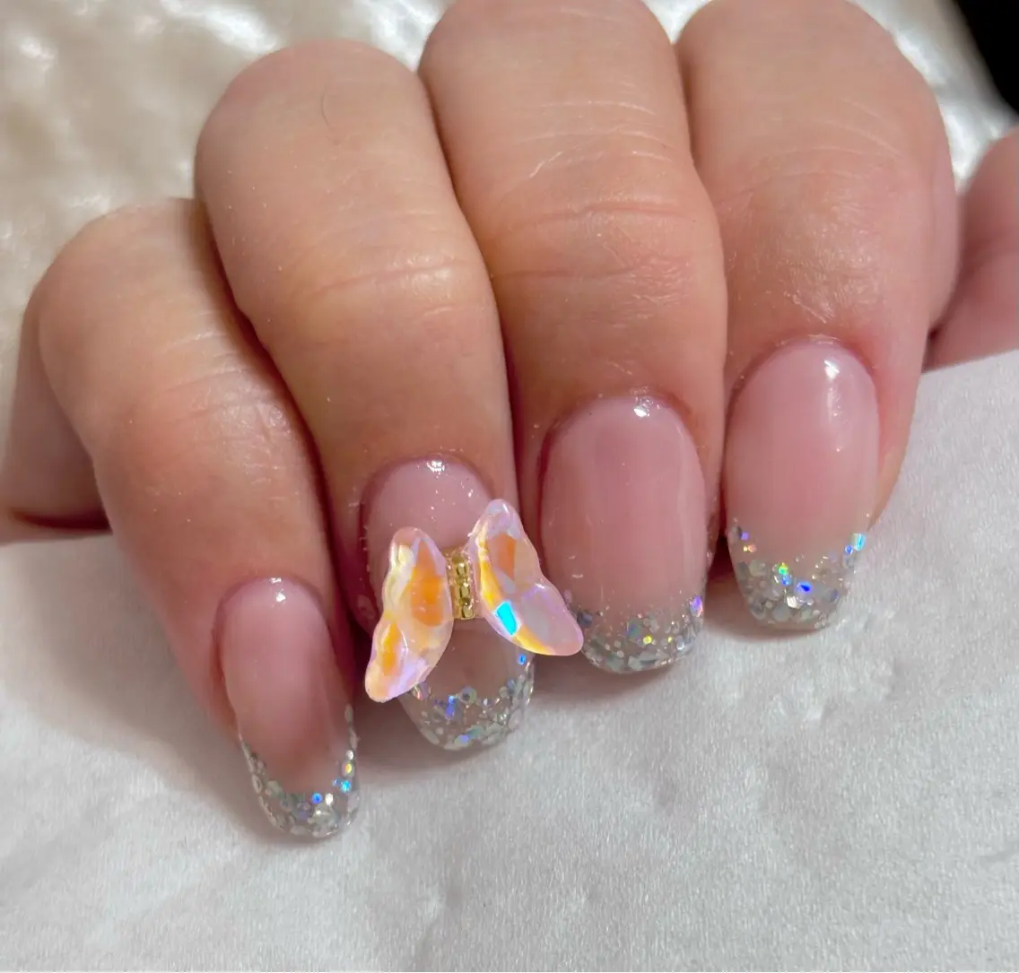 ネイル フレンチネイル ガラスフレンチ キラキラネイル シンプルネイル Lino nailのネイルデザイン
