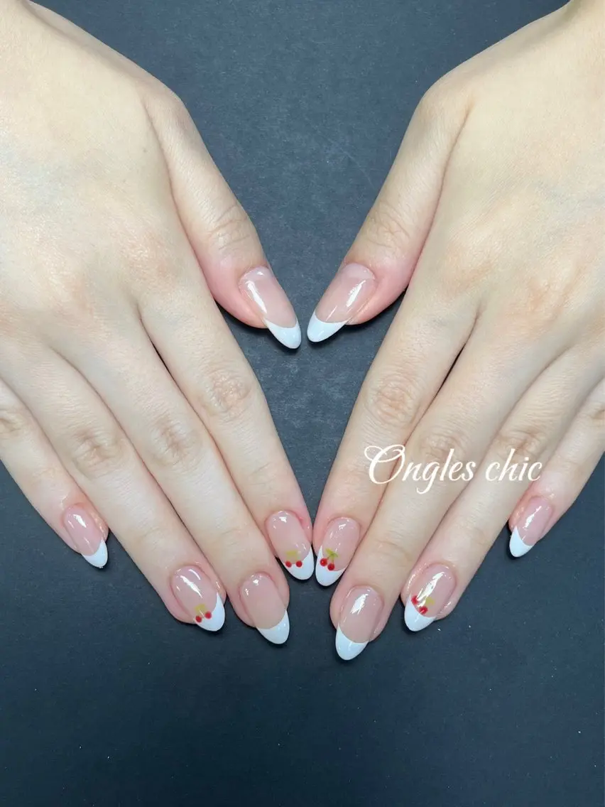 ネイル ハンドネイル ongles chicのネイルデザイン