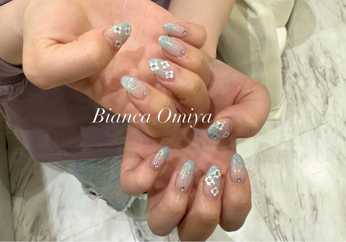 ネイル フラッシュネイル フレンチネイル ジェルネイル グラデーション マグネットネイル ハンドネイル Bianca大宮 入江のネイルデザイン