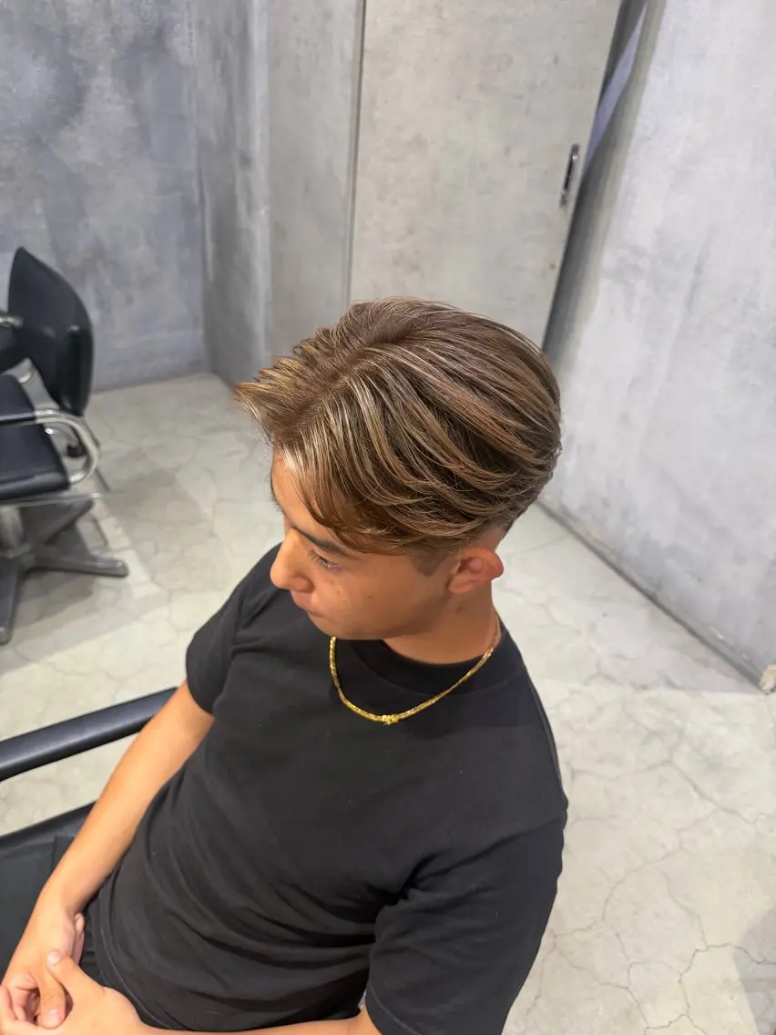 バレイヤージュ特化 SORATAのヘアスタイル