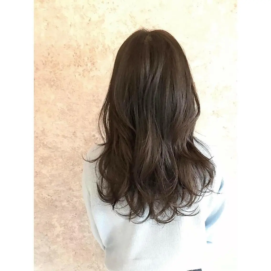 セミロング カラー ハイトーンブリーチ 土坂 由志【京都】のヘアスタイル