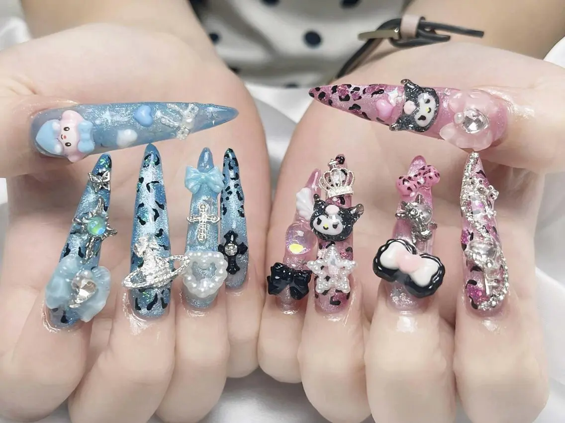 ネイル アートネイル フレンチネイル ジェルネイル ガーリー キラキラネイル Nova Nailのネイルデザイン