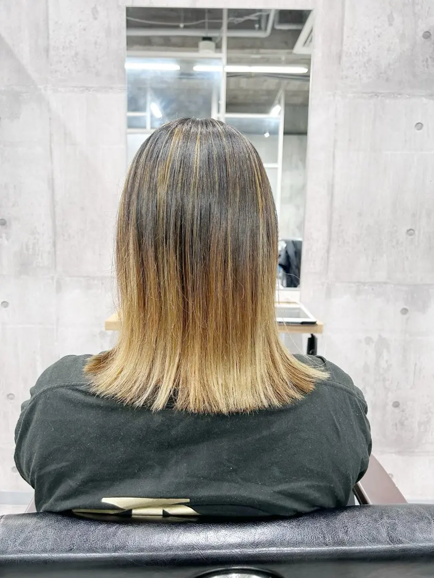 ミディアム カラー ショートボブ アクアカラー アッシュ アッシュグレー アッシュグレージュ ヘアカラー トリートメント newi赤羽 ✂️KEN✂️のヘアスタイル