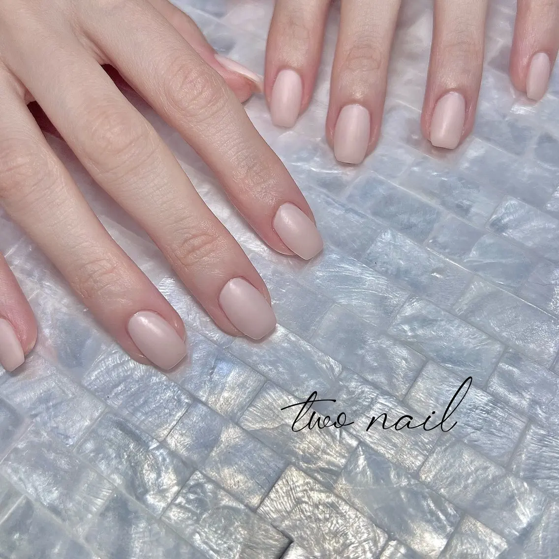 ネイル ネイルチップ ホワイト ハンドネイル two nailのネイルデザイン