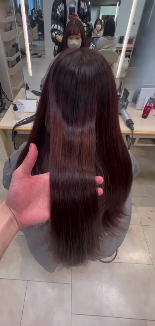 ロング シャドウパーマ／骨格 矯正カット　トモキのヘアスタイル
