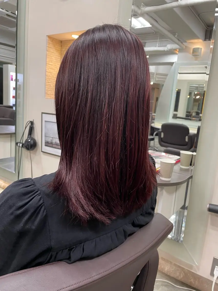 セミロング ヘアカラー トリートメント 平 ちひろのヘアスタイル