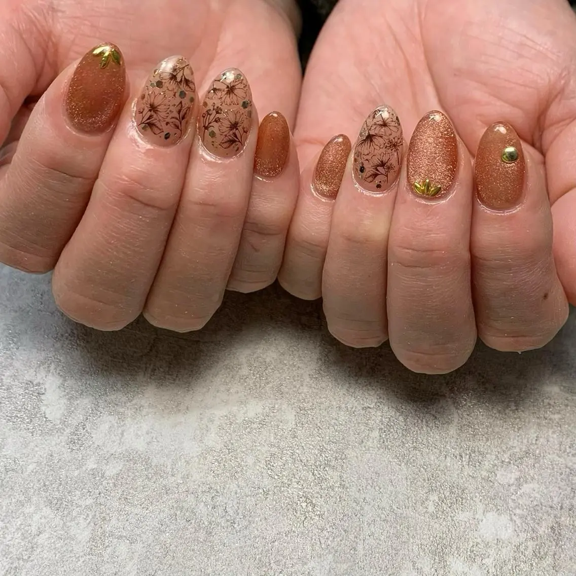 ネイル S. JEWELのネイルデザイン