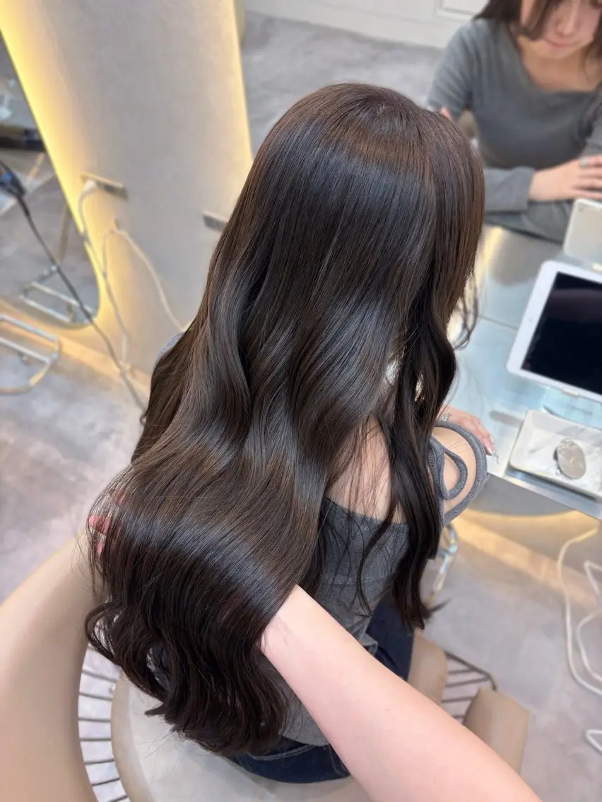 ロング ヘアカラー 🩶HARUKA/ ボブカット🩶のヘアスタイル
