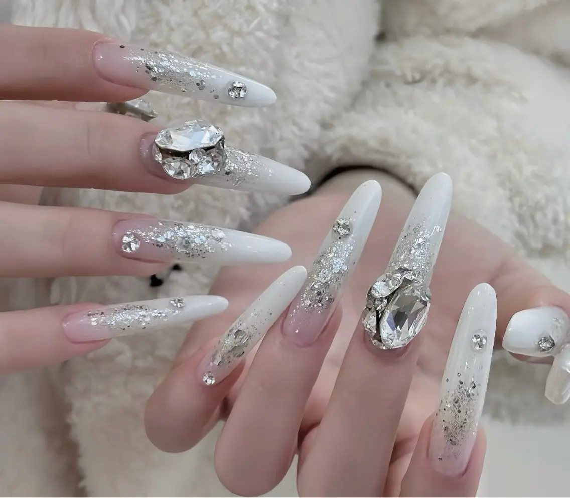 ネイル チークネイル 長さ出し フレンチネイル ガーリー 韓国ネイル sun nail池袋 モデル募集のネイルデザイン