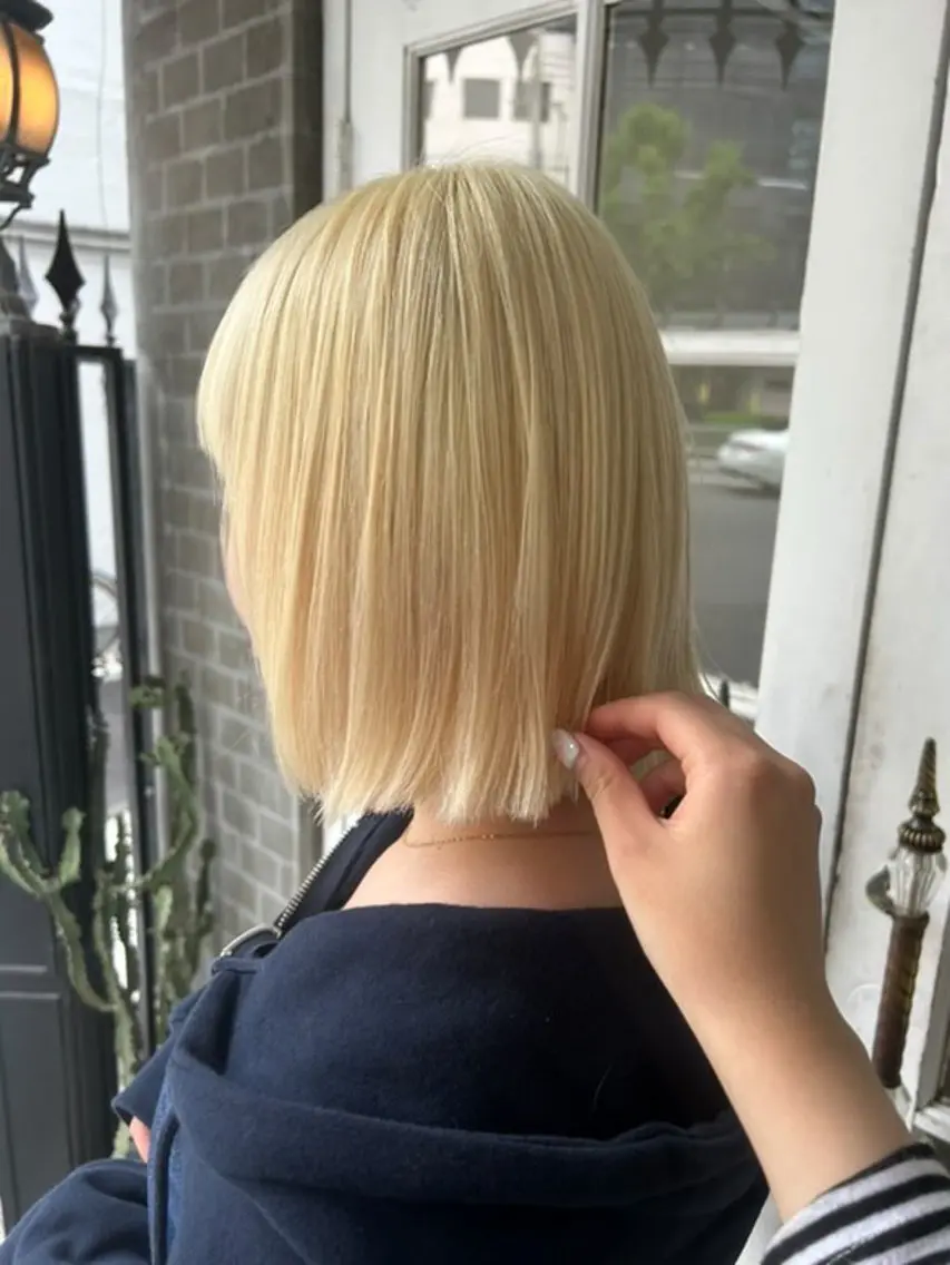 ショート ボブ カット 平野 叶花のヘアスタイル