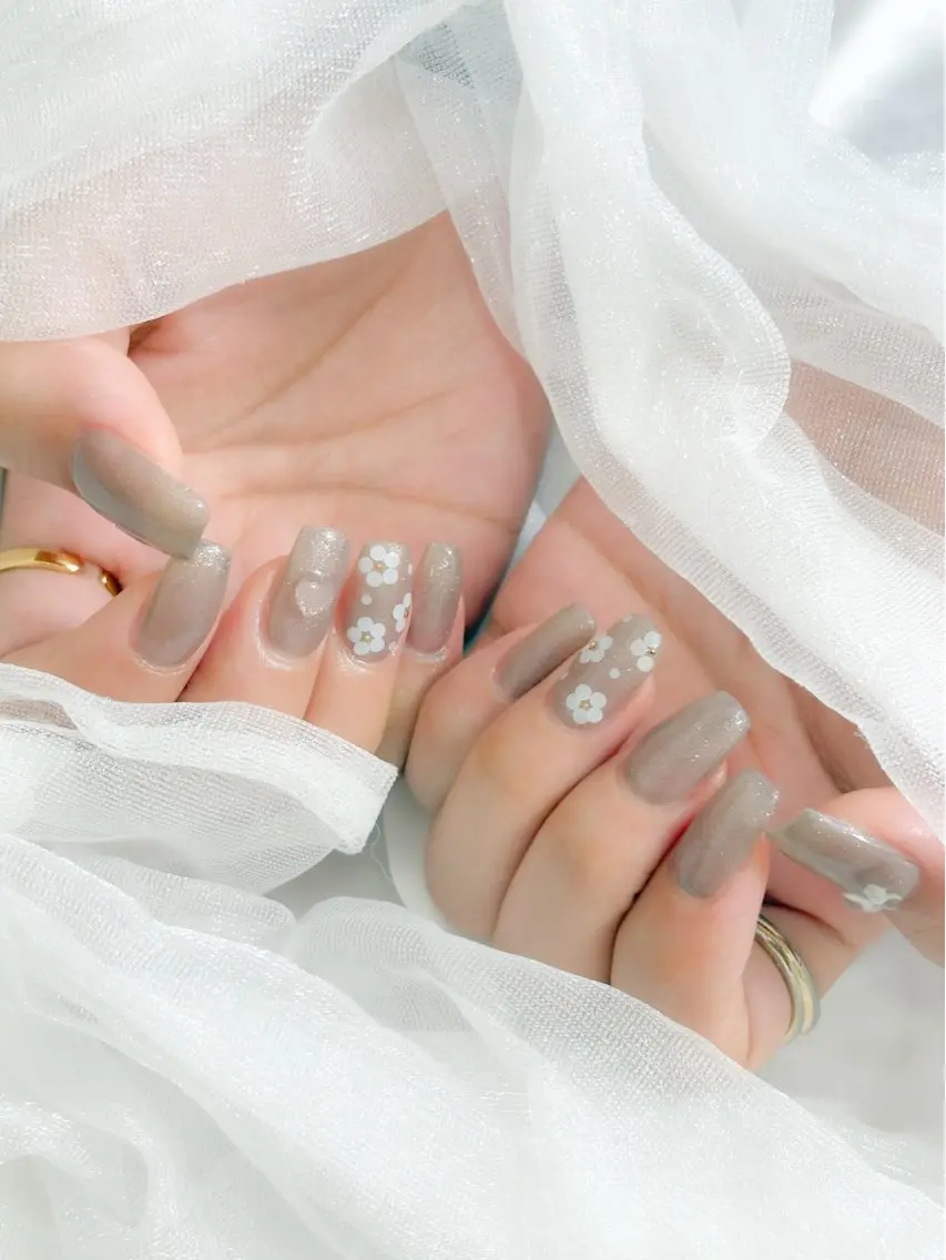 ネイル ハンドネイル Lutena🎀 Kimuraのネイルデザイン