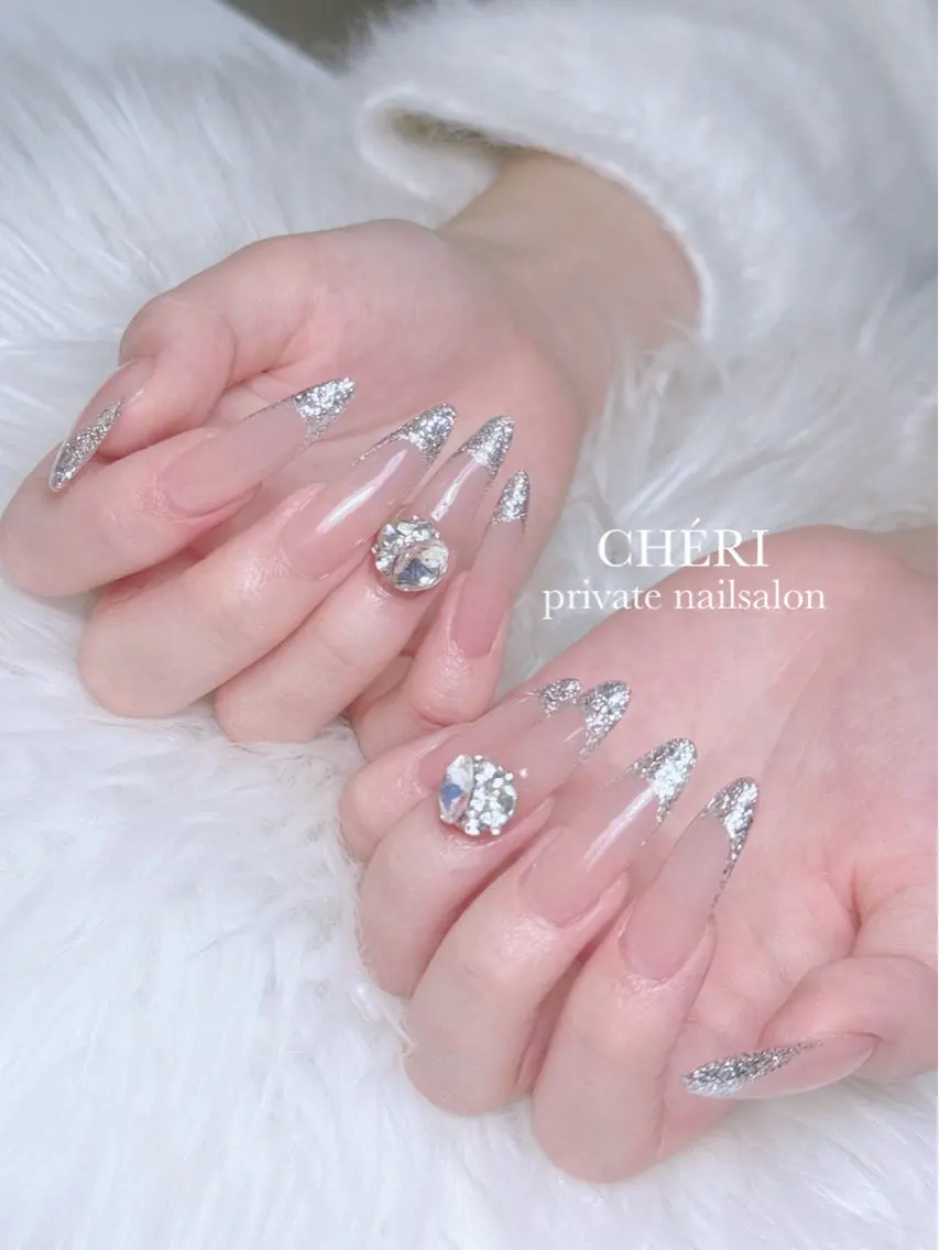 ネイル CHÉRI .のネイルデザイン