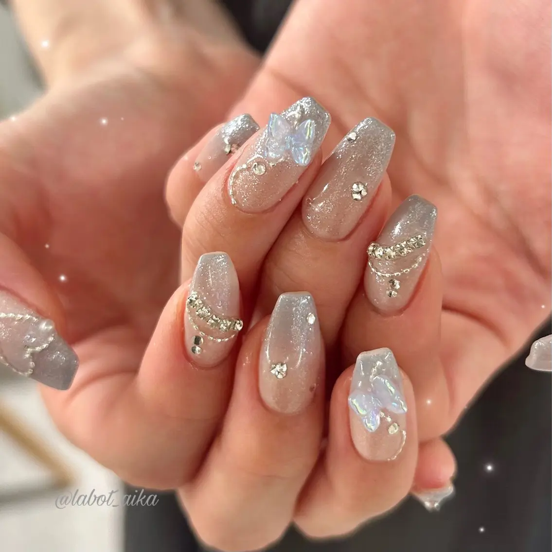 ネイル laboT nuit aikaのネイルデザイン