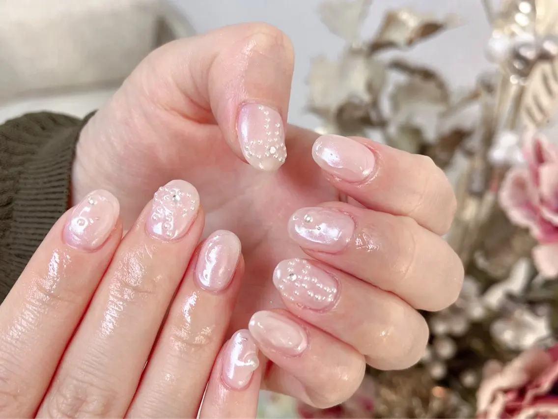 ネイル Glow Minamiのネイルデザイン