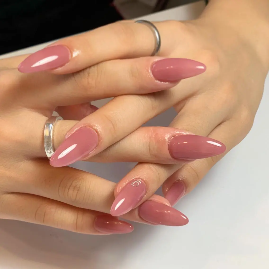 ネイル S. JEWELのネイルデザイン
